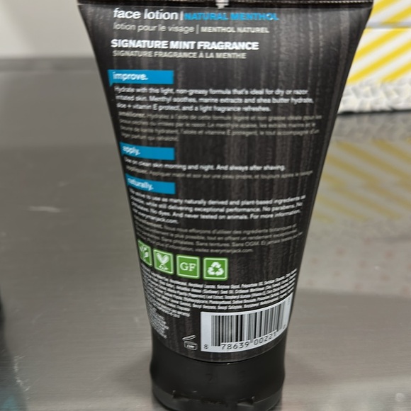 Every man jack face scrub and lotion - Picture 4 of 4